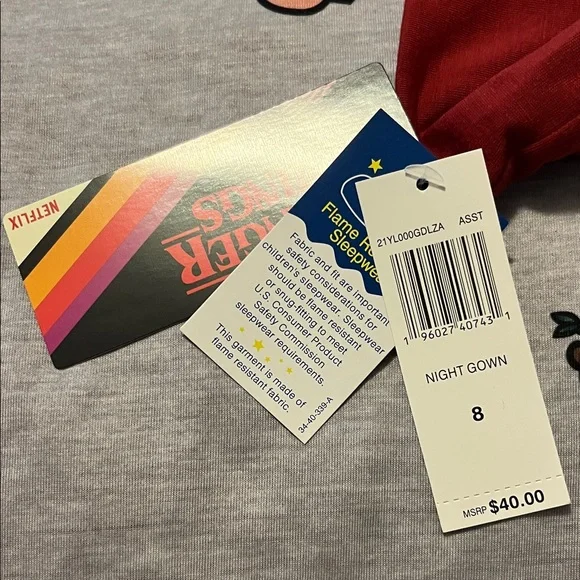 Netflix Stranger Things Kids Nightgown - Red and Gray - Picture 8 of 8